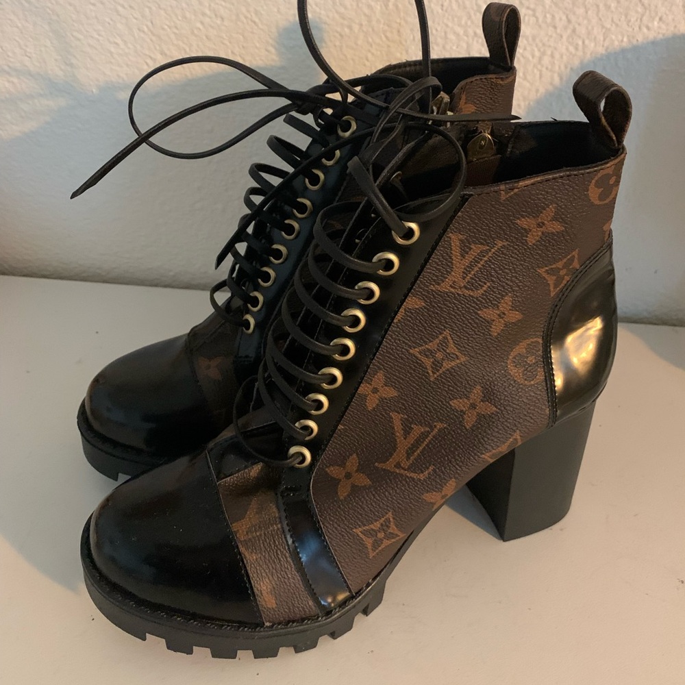 Louis Vuitton Star Trail Ankle Boots